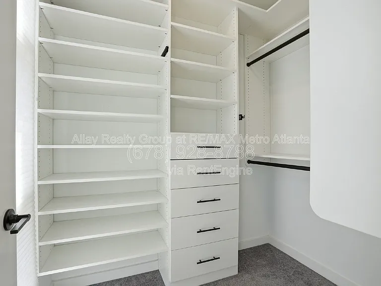 1463 La France St NE #8 — Photo 21