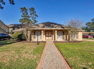 4801 Summer Ln, Baytown, TX 77521