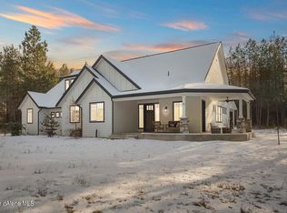 5718 W Sparrowhawk Dr, Rathdrum, ID 83858