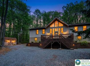 115 Fawn Rd, Pocono Lake, PA 18347