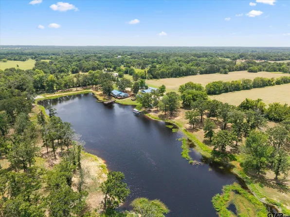 992 Rs County Rd #4325, Emory, TX 75440