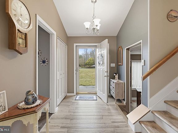 2nd image of 606 Sunspot Rd