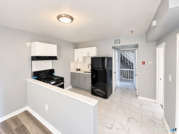 3rd image of 357 Pearl Street