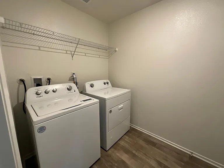 Laundry room with washer / dryer