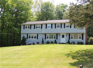 3 Carriage Dr, Bethel, CT 06801