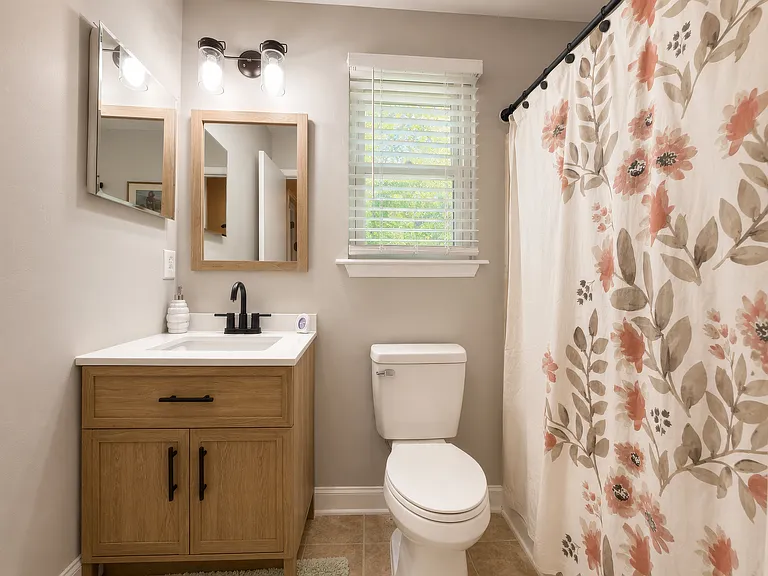 Main Bathroom