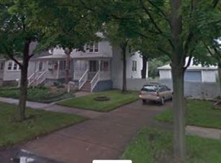 416 Orchard St, Wyandotte, MI 48192