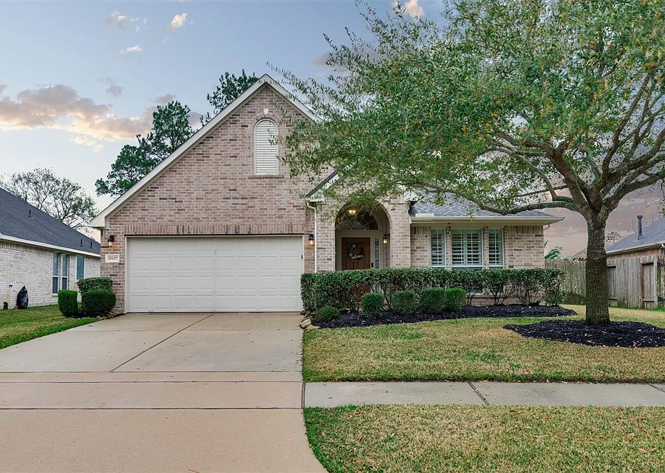 1st image of 15127 Heron Meadow Ln