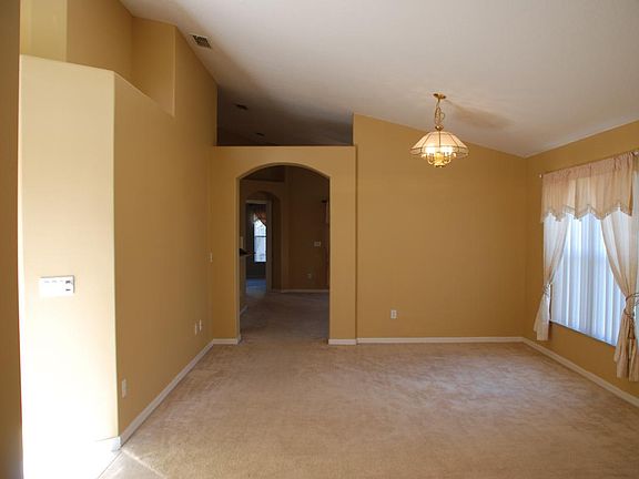 2nd image of 10143 Silmarien St
