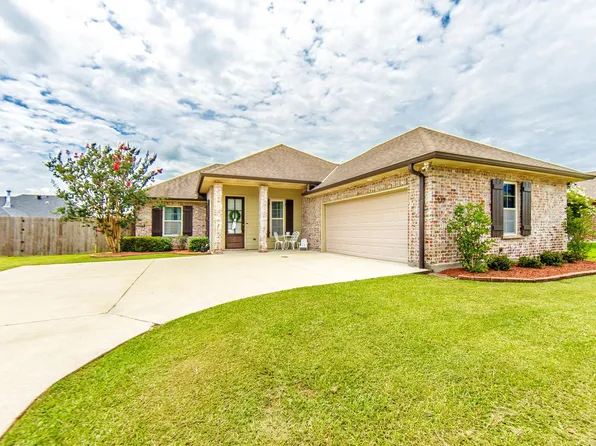 137 Madio Dr, Houma, LA 70364