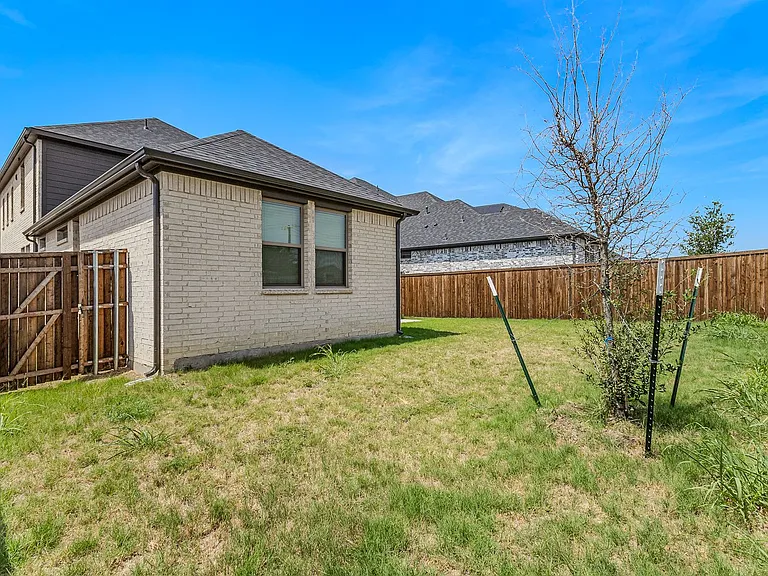 706 Melody Hill Dr — Photo 33