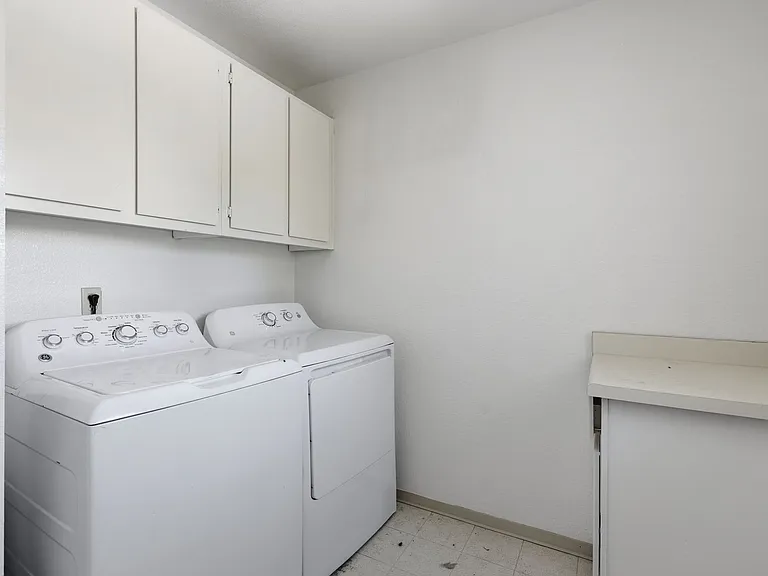 3300 Socrates Dr — Photo 12