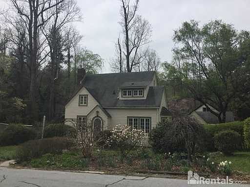 1st image of 323 Blythe St