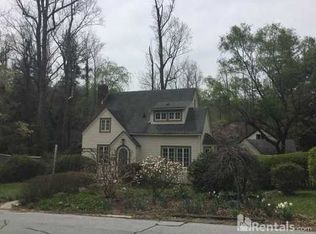 323 Blythe St, Hendersonville, NC 28739