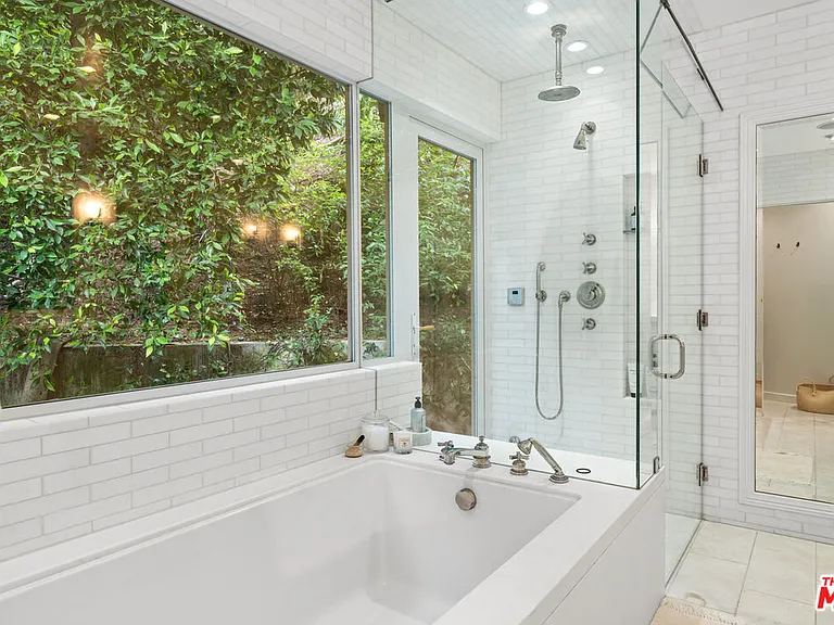2107 El Roble Ln — Photo 19