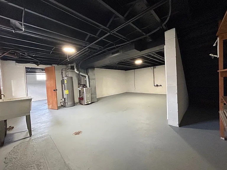 225 Sippo Ave NW #225 — Photo 14