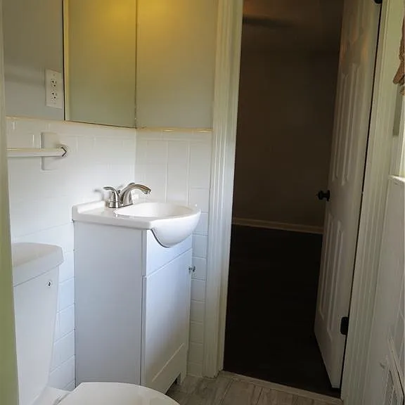 1570 Van Epps St SE — Photo 14