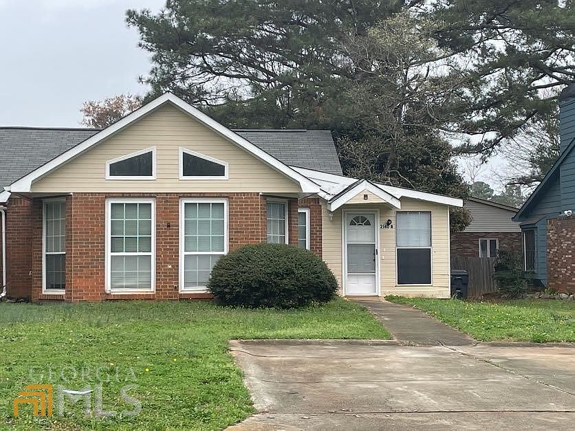 1st image of 2140 Meadowview Ct SE #B
