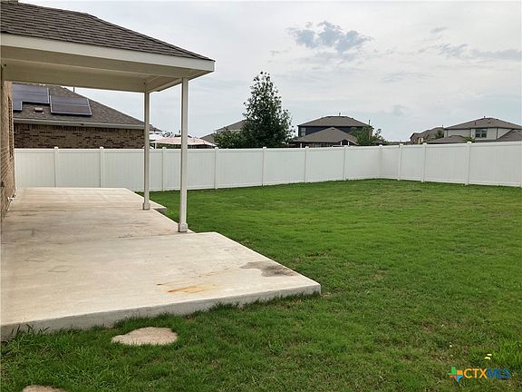 5th image of 11017 Zoeller Dr
