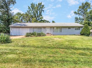 10327 Baptist Church Rd, Saint Louis, MO 63123