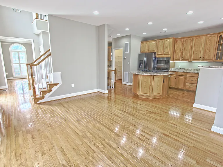 4083 Walnut Cove Cir — Photo 8