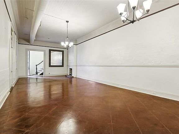 5th image of 2119 Decatur St