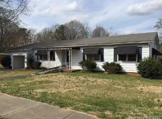 214 W Wilson St, Wingate, NC 28174