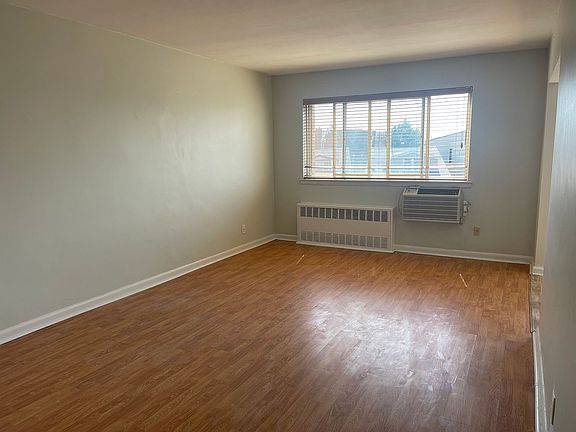 3rd image of 71-25 Caldwell Ave #3