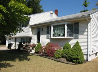 97 Berkley Ct, Wayne, NJ 07470