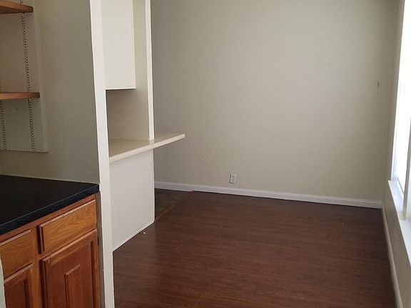 3rd image of 723 Vicki Dr APT A