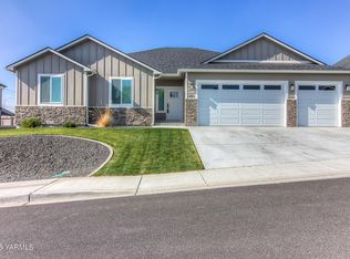 204 Rainier Dr, Yakima, WA