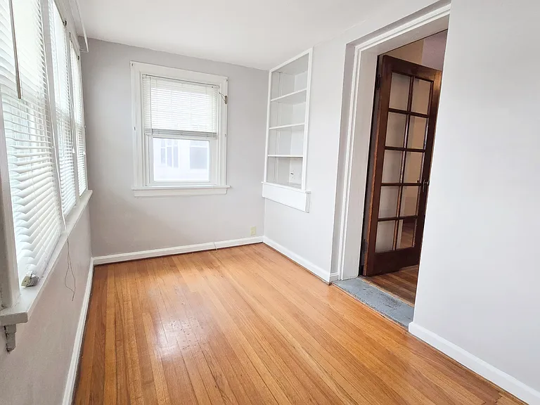 3529 Lawn Ave #3529 — Photo 9