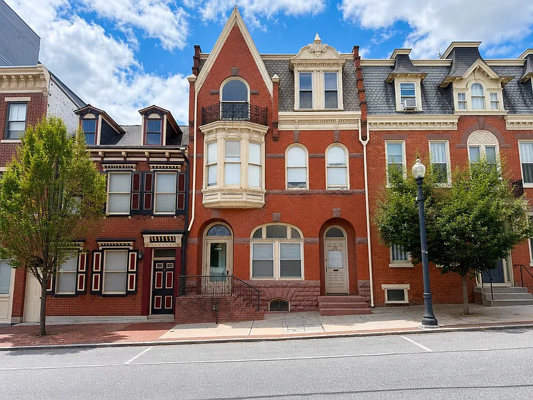 130-132 N Prince St — Photo 1