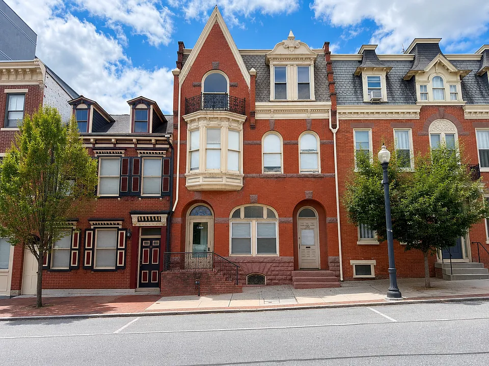 130-132 N Prince St