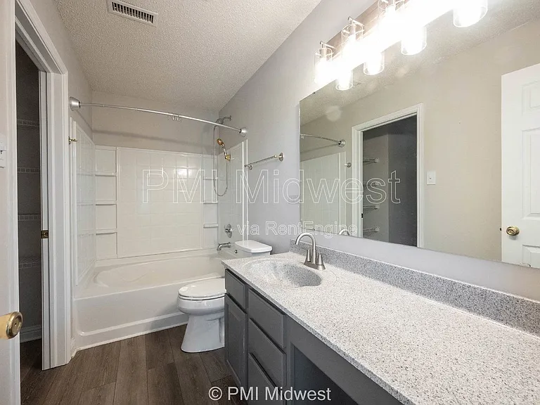 859 Runnymede Dr — Photo 35