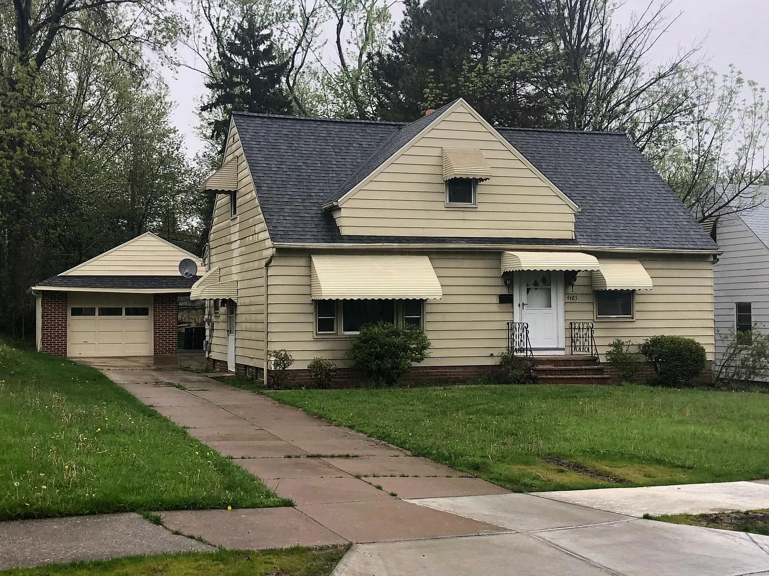 4485 Shirley Dr photo 1