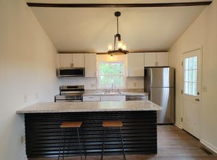 60 Tiller Cir, Inwood, WV 25428