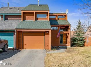 8160 Woodgreen Cir, Anchorage, AK 99518