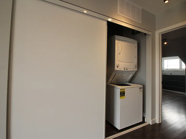 183 Princess St — Photo 20