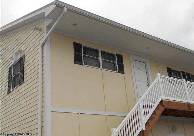 1st image of 1101 White Willow Way