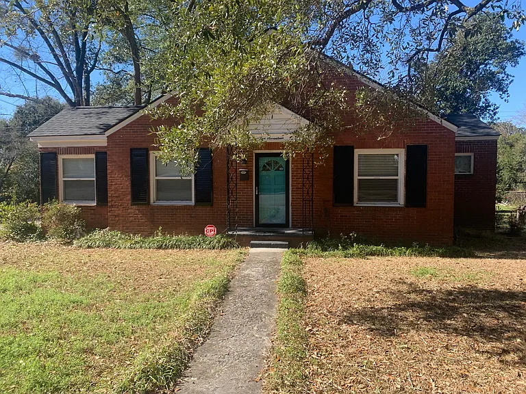 517 S Waccamaw Ave — Photo 1