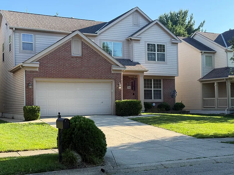 1900 Smoky Meadow Dr — Photo 1