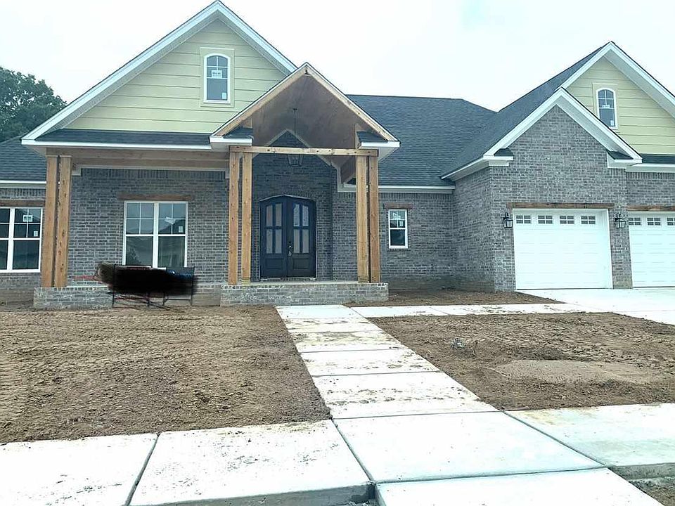 1st image of 1615 Briley Dr