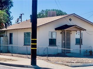 401 W Devonshire Ave, Hemet, CA 92543