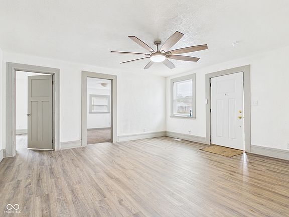 3rd image of 1426 Sherman St