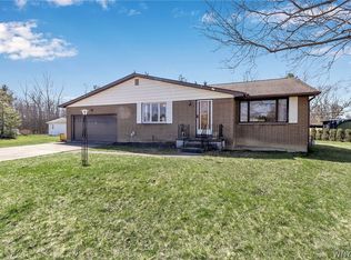 7 Barnett Dr, Buffalo, NY 14224