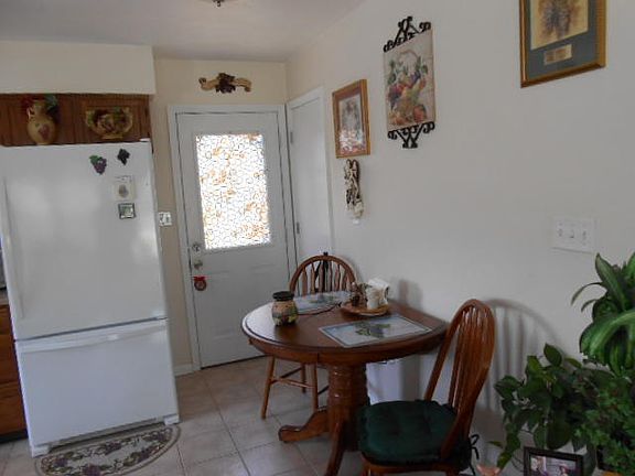 4th image of 601 Sexton Ave