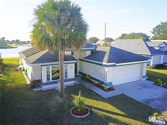 2nd image of 205 Hidden Springs Cir