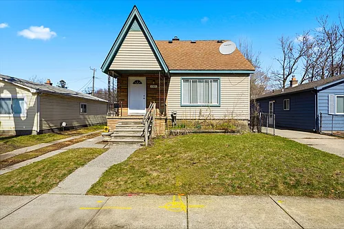 1301 E Muir Ave Photo 1