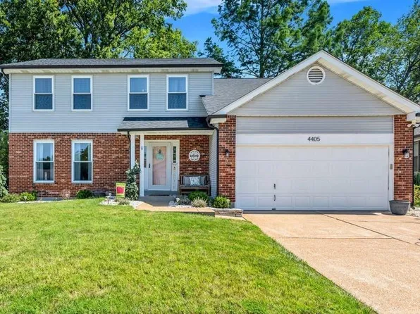 4405 Berkshire Estates Dr, Saint Louis, MO 63129